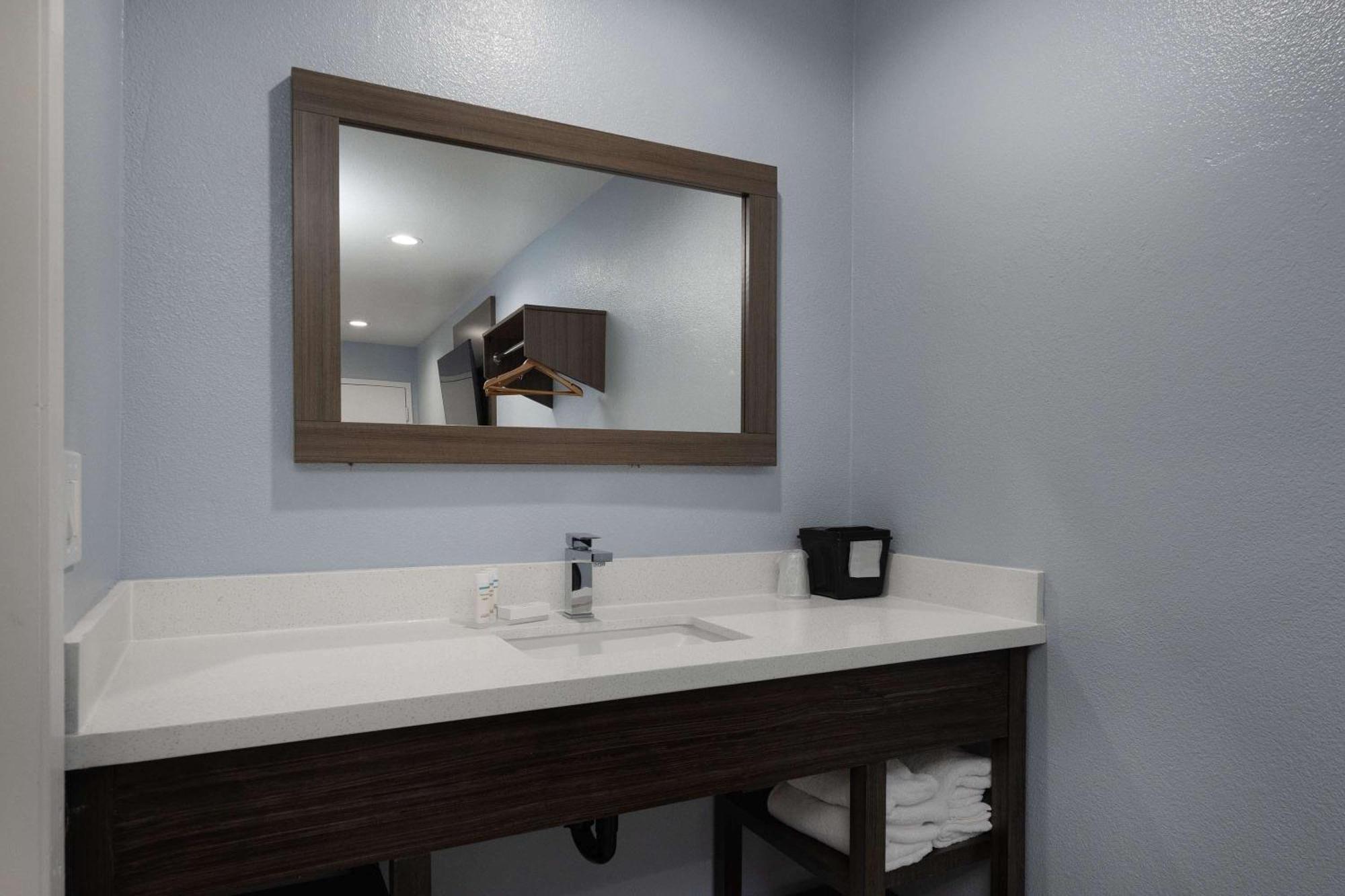 Days Inn By Wyndham Arroyo Grande Pismo Beach 외부 사진
